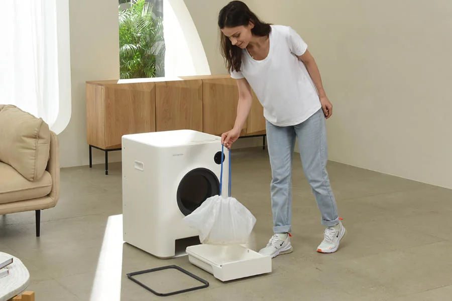 spinning cat litter box